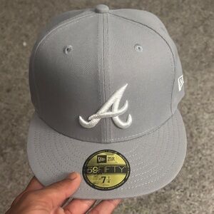 New Era Light Gray 59FIFTY Fitted Cap